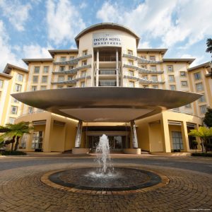 Protea_Hotel_Johannesburg_Wanderers-Johannesburg-Exterior_view-1-74981